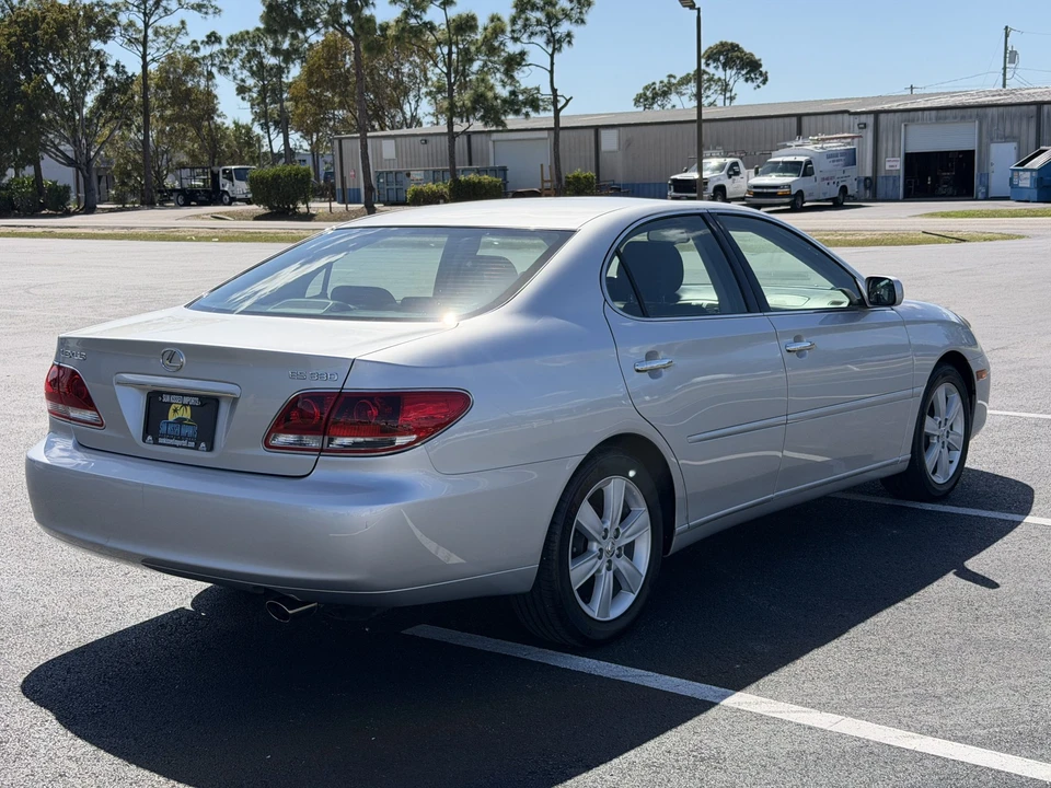 2005 Lexus ES 4th Gen - Image 9 of 31