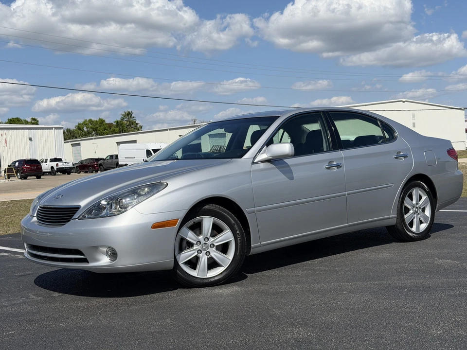 2005 Lexus ES 4th Gen - Image 3 of 31