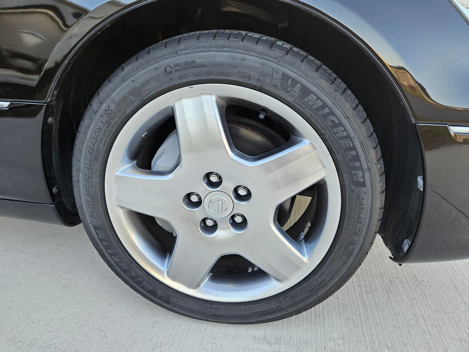 2005 Lexus LS 3rd Gen - Image 22 of 31