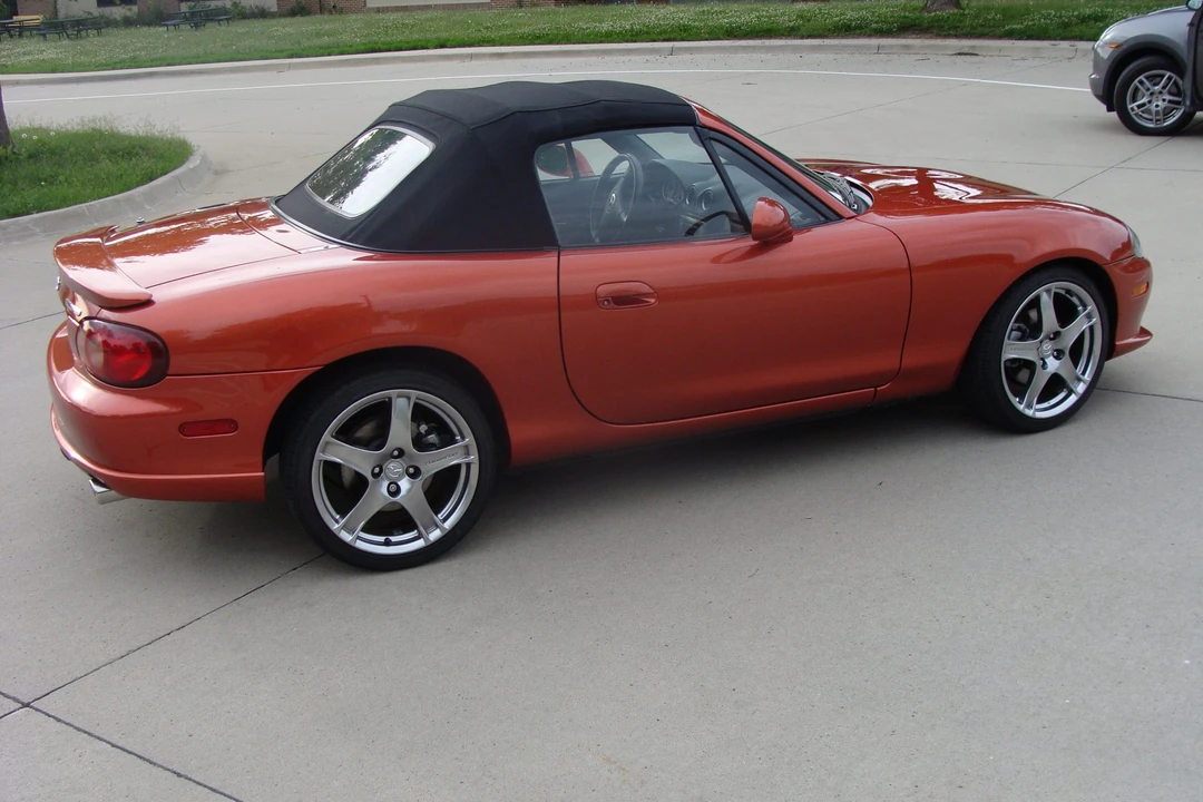 2005 Mazda NB Mazdaspeed MX-5 Miata - Image 15 of 31