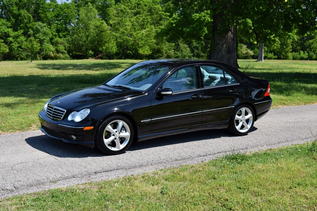 2005 Mercedes-Benz W203 C-Class - Image 2 of 31