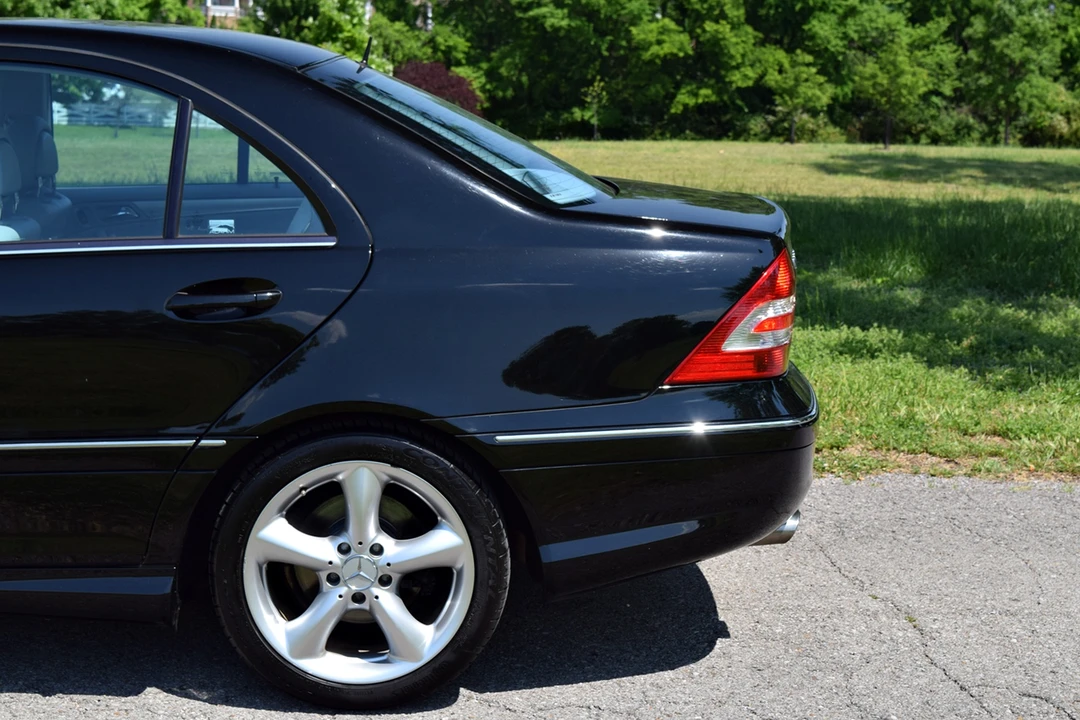 2005 Mercedes-Benz W203 C-Class - Image 17 of 31