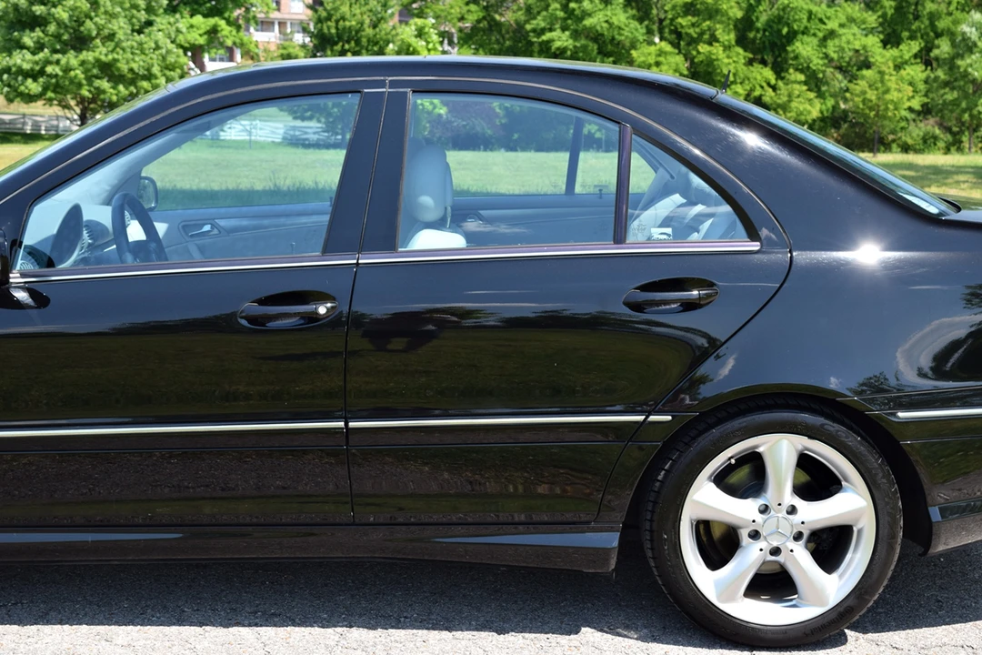 2005 Mercedes-Benz W203 C-Class - Image 16 of 31