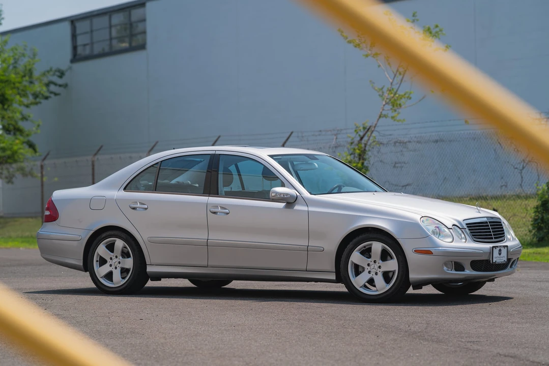 2005 Mercedes-Benz W211 E-Class - Image 17 of 31