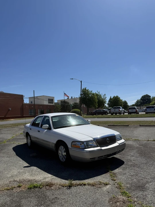 2005 Mercury Grand Marquis - Image 8 of 31