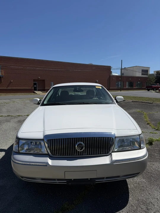 2005 Mercury Grand Marquis - Image 9 of 31