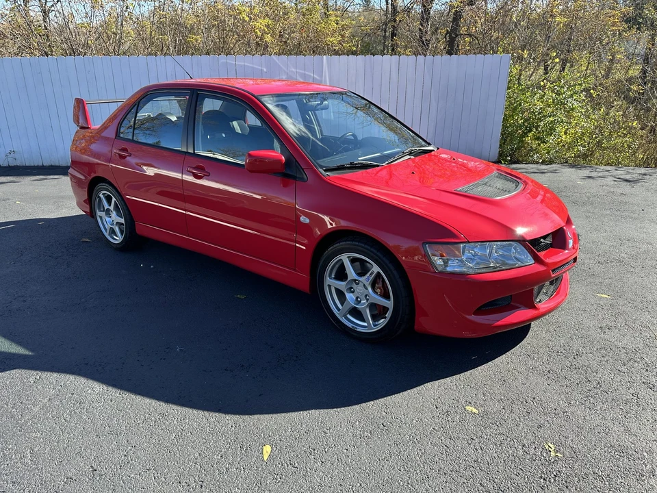 2005 Mitsubishi Lancer Evolution VIII 7th Gen - Image 2 of 31