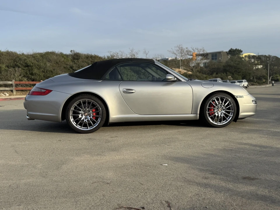 2005 Porsche 997 Carrera S - Image 8 of 31
