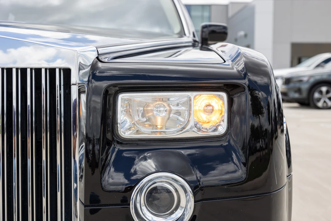 2005 Rolls-Royce Phantom VII - Image 11 of 31