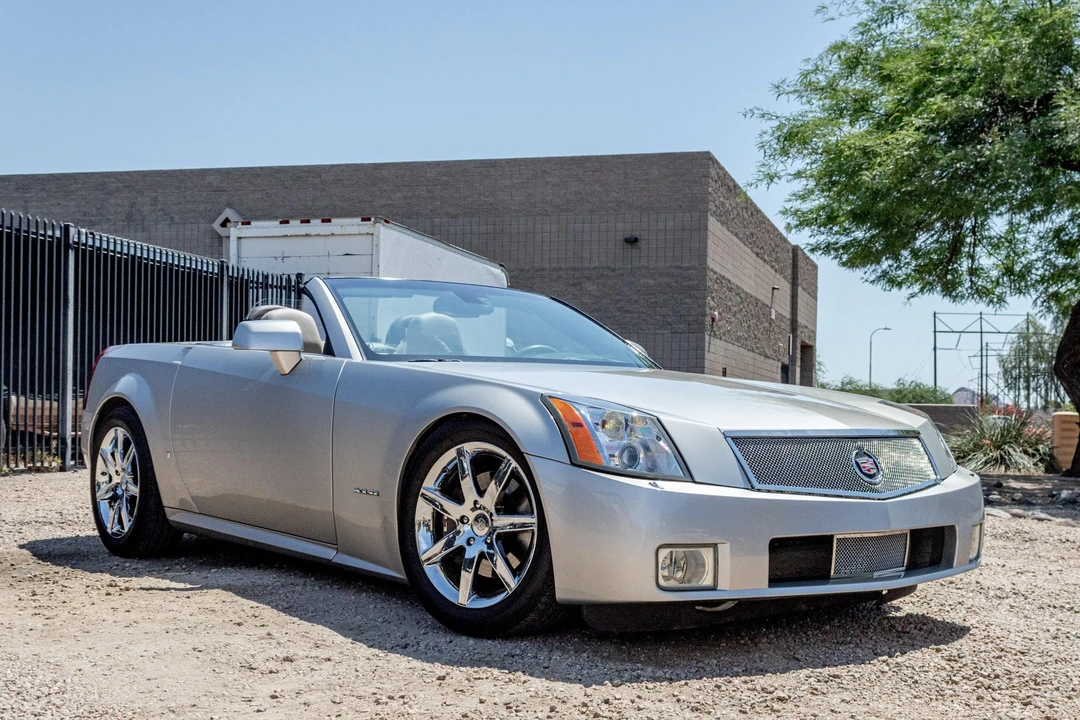 2006 Cadillac XLR - Image 19 of 31