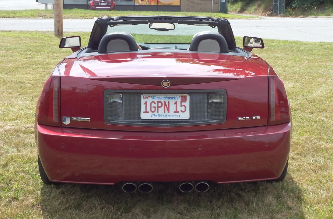 2006 Cadillac XLR - Image 16 of 31