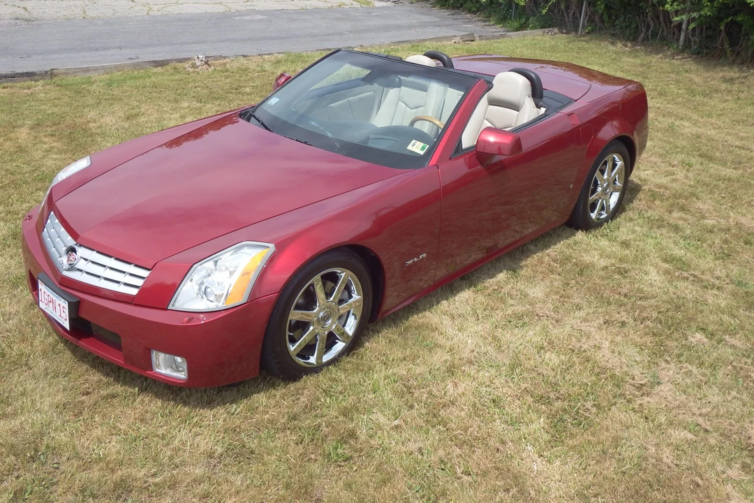 2006 Cadillac XLR - Image 6 of 31