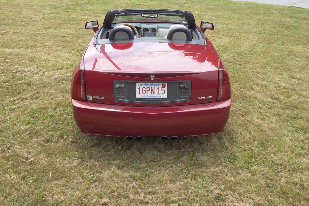 2006 Cadillac XLR - Image 14 of 31