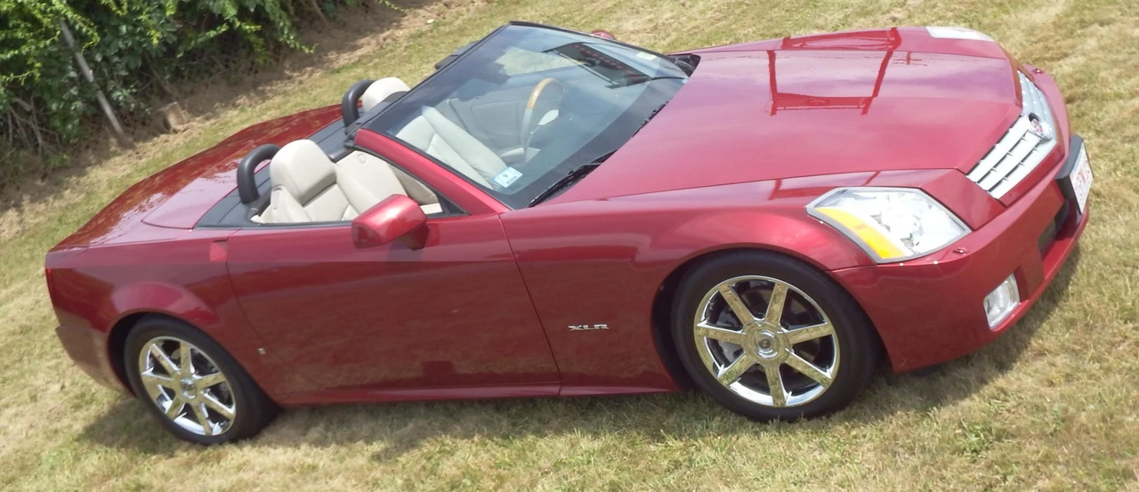 2006 Cadillac XLR - Image 27 of 31