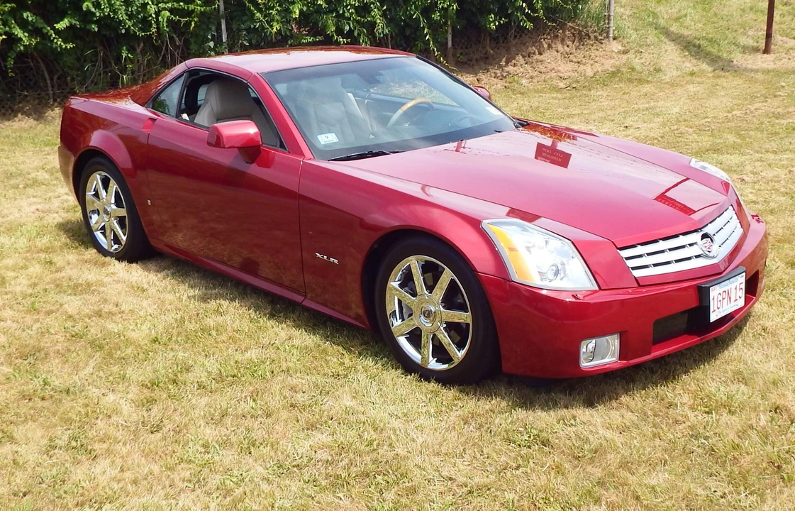2006 Cadillac XLR - Image 29 of 31