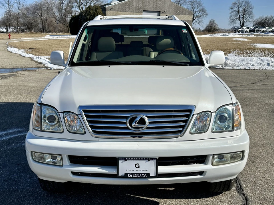 2006 Lexus LX 2nd Gen - Image 14 of 31