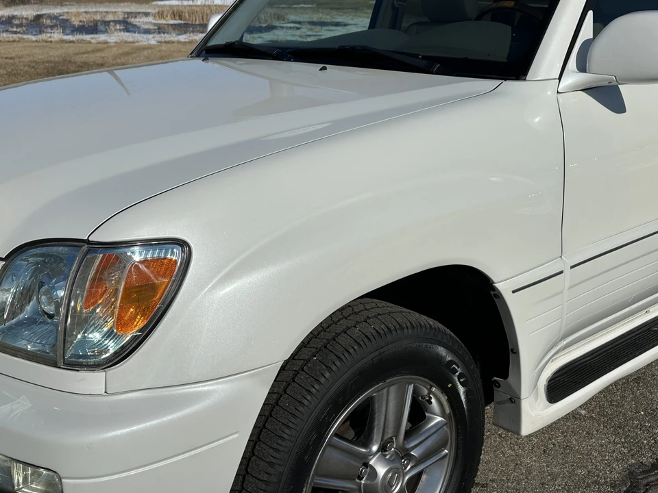 2006 Lexus LX 2nd Gen - Image 24 of 31