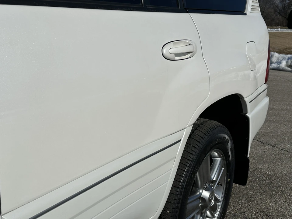 2006 Lexus LX 2nd Gen - Image 30 of 31