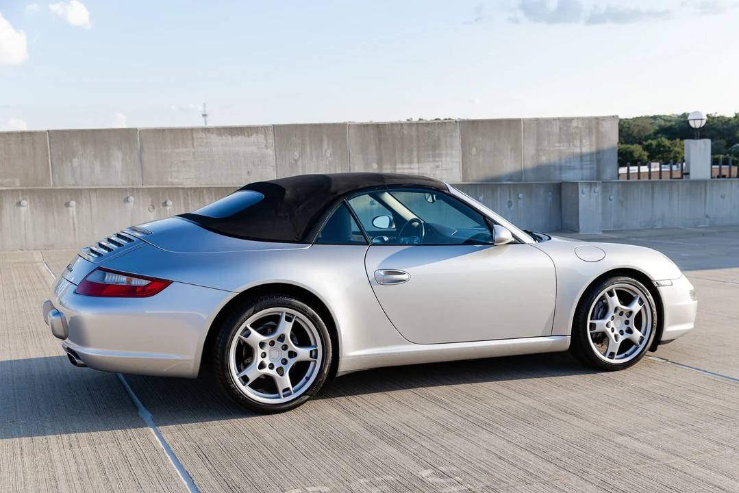 2006 Porsche 997 Carrera S - Image 12 of 31