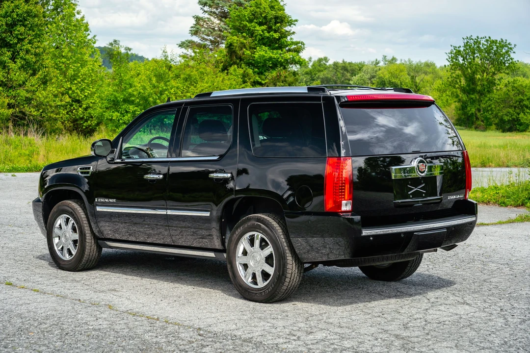 2008 Cadillac Escalade & EXT 3rd Gen - Image 19 of 31