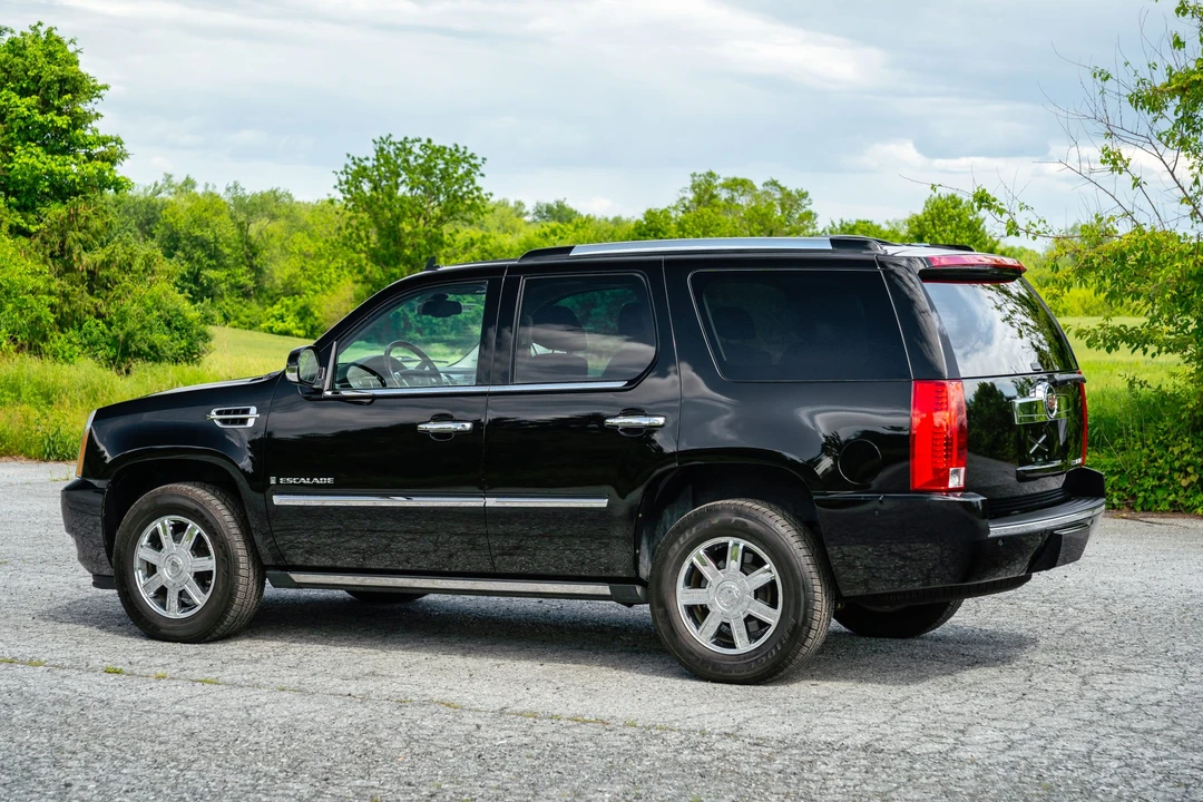 2008 Cadillac Escalade & EXT 3rd Gen - Image 18 of 31
