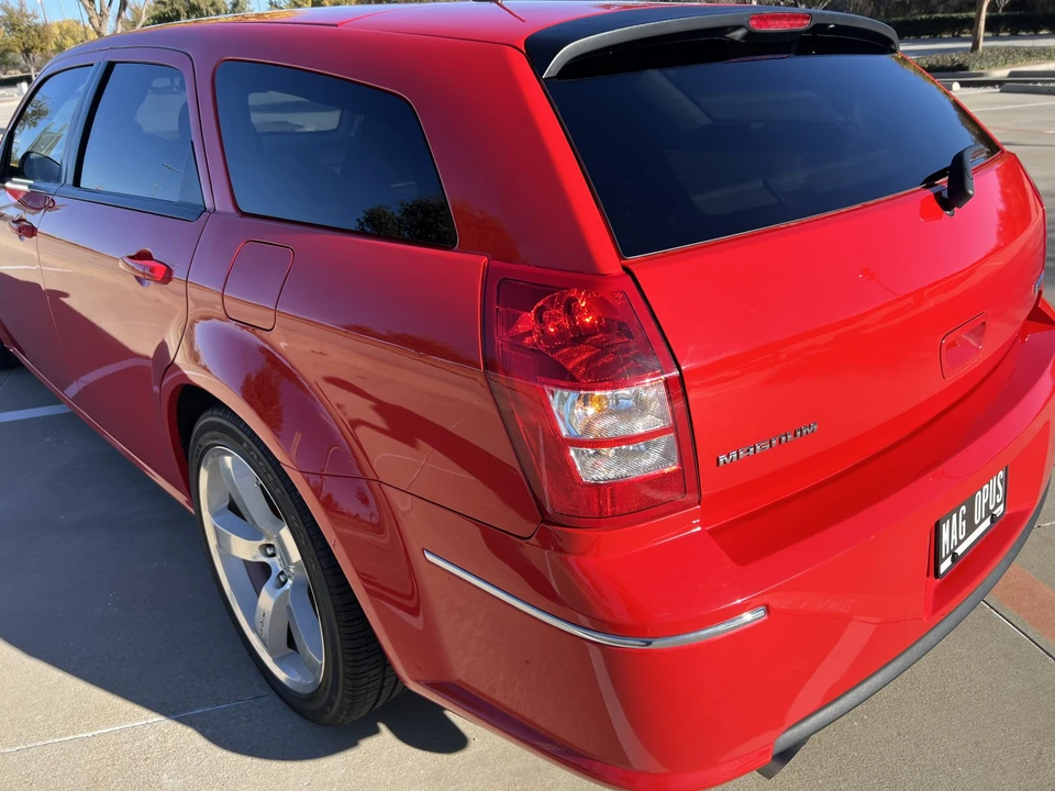 2008 Dodge Magnum SRT8 2nd Gen - Image 17 of 31