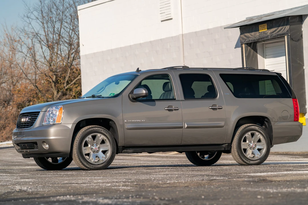 2008 GMC Yukon 3rd Gen - Image 7 of 31