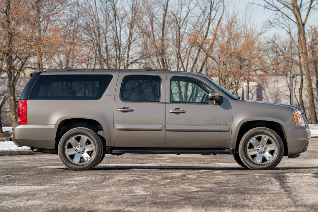 2008 GMC Yukon 3rd Gen - Image 17 of 31