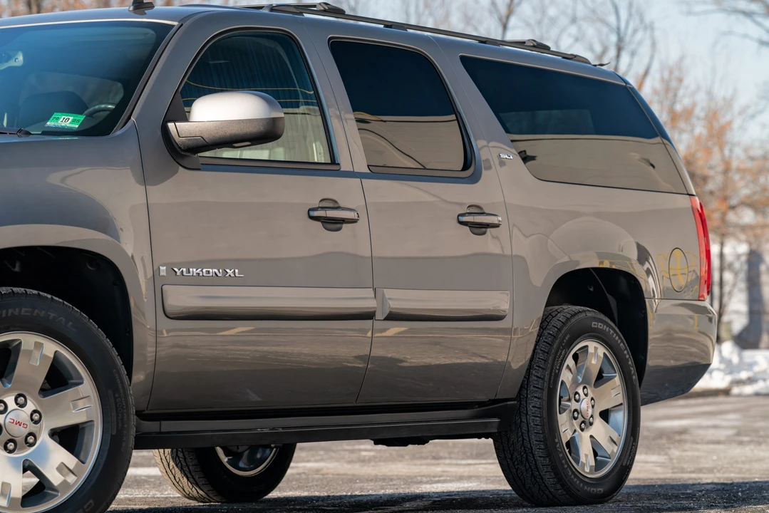 2008 GMC Yukon 3rd Gen - Image 26 of 31