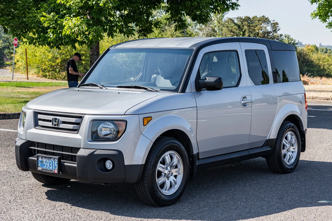2008 Honda Element - Image 2 of 31