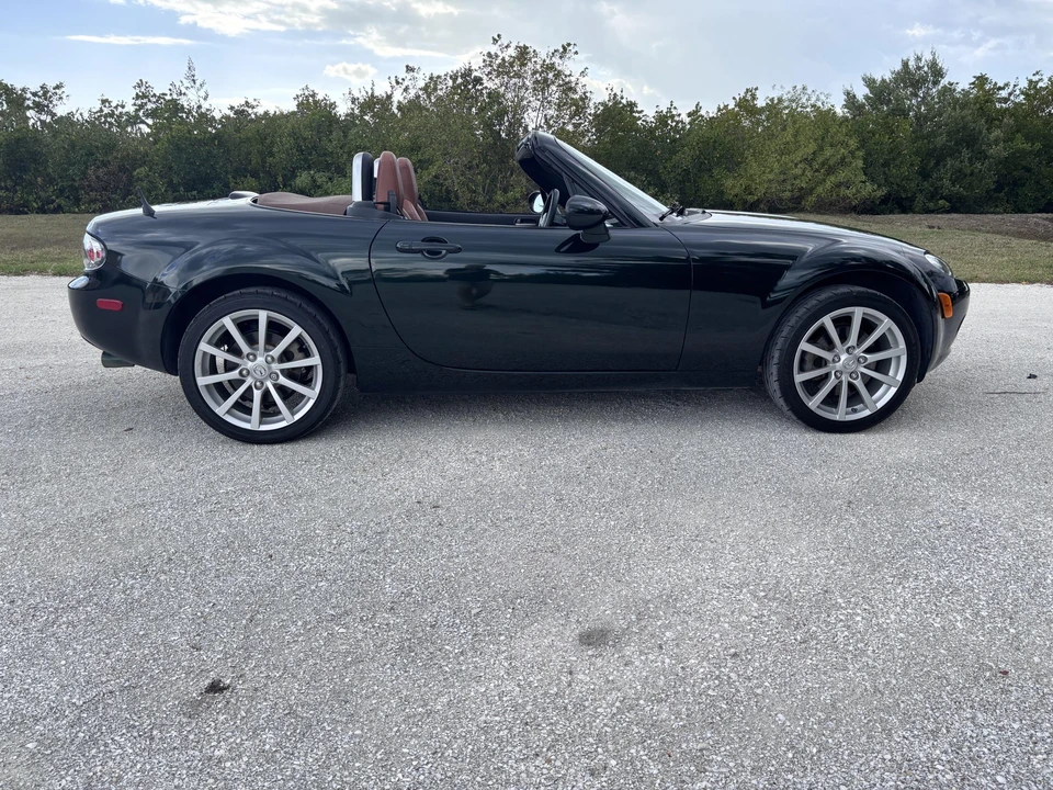 2008 Mazda NC MX-5 Miata - Image 6 of 31