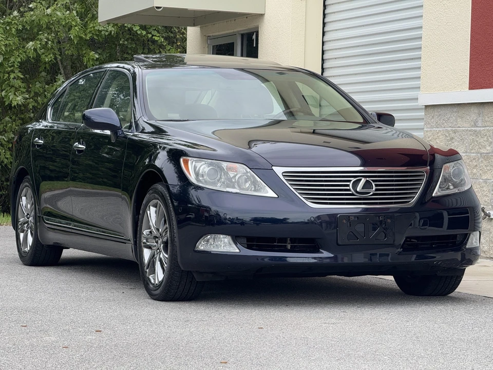 2009 Lexus LS 4th Gen - Image 3 of 31