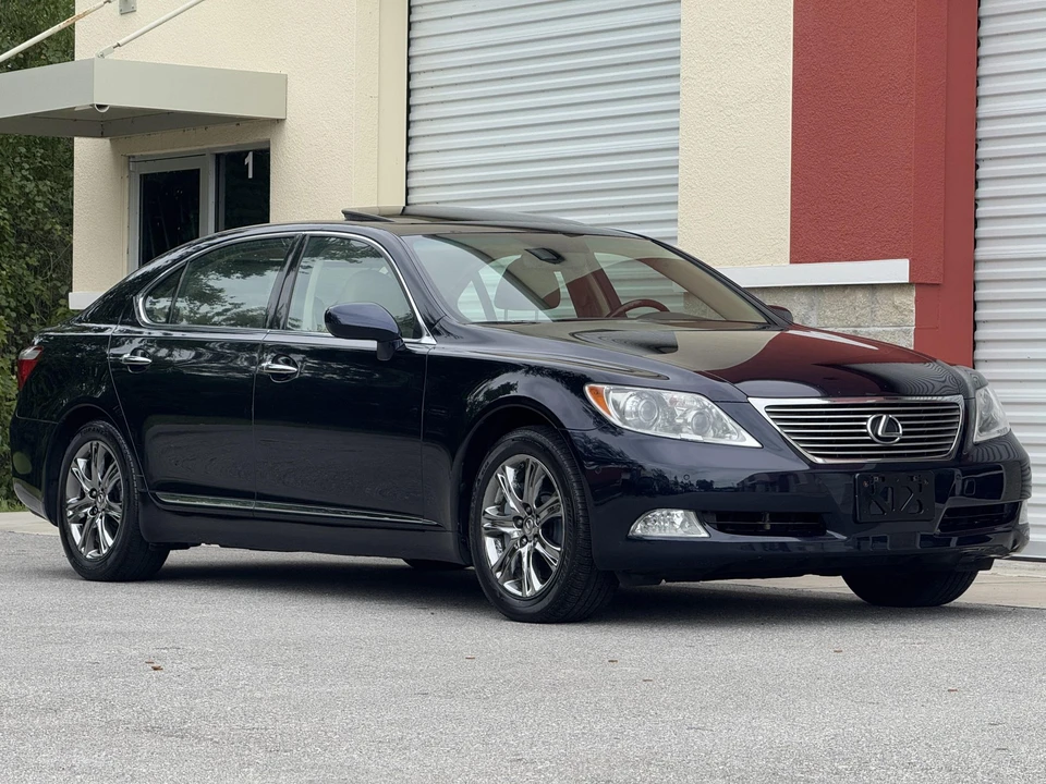 2009 Lexus LS 4th Gen - Image 2 of 31