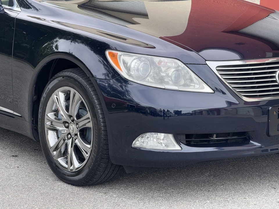2009 Lexus LS 4th Gen - Image 19 of 31