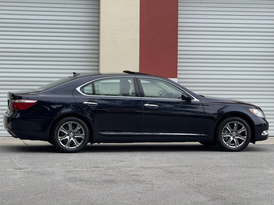 2009 Lexus LS 4th Gen - Image 13 of 31