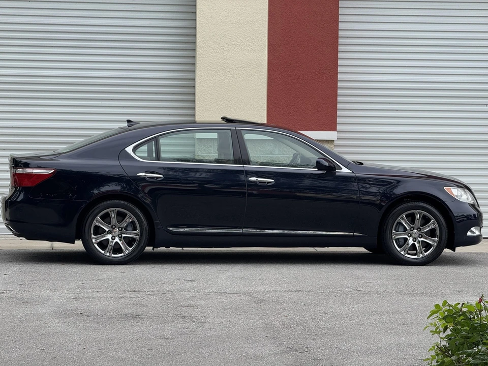 2009 Lexus LS 4th Gen - Image 14 of 31