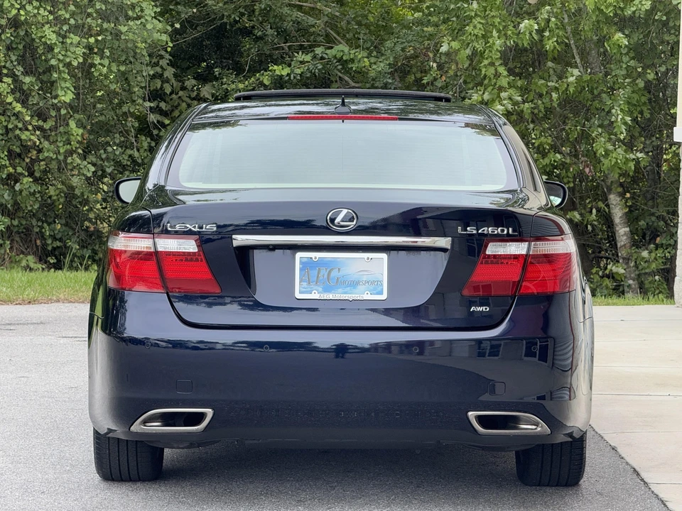 2009 Lexus LS 4th Gen - Image 9 of 31
