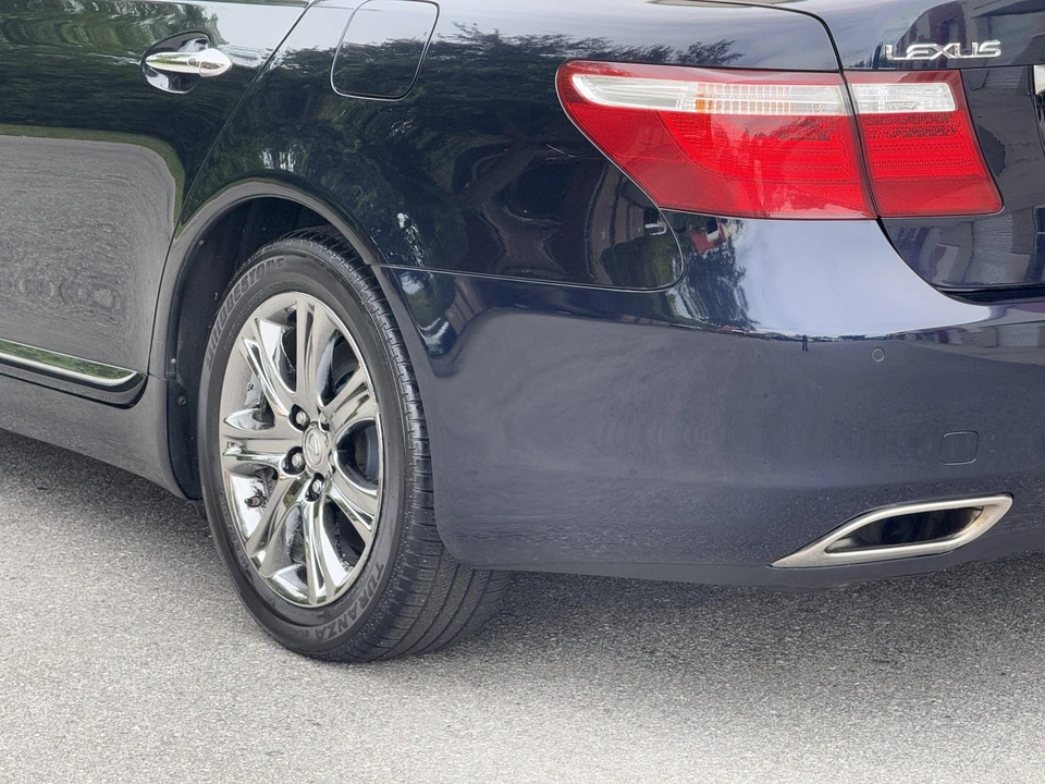 2009 Lexus LS 4th Gen - Image 27 of 31
