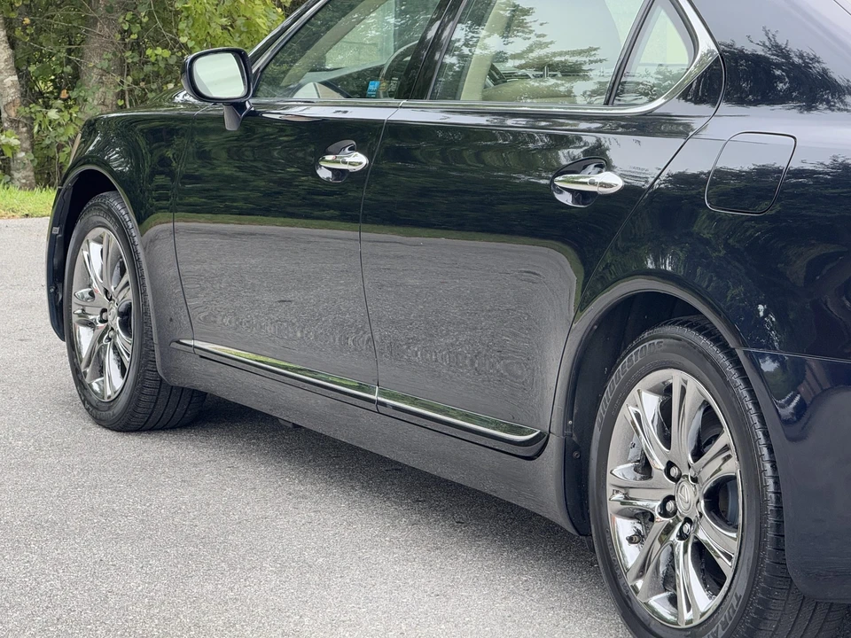 2009 Lexus LS 4th Gen - Image 25 of 31