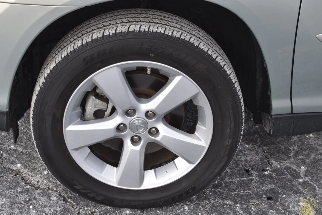 2009 Lexus RX 3rd Gen - Image 26 of 31