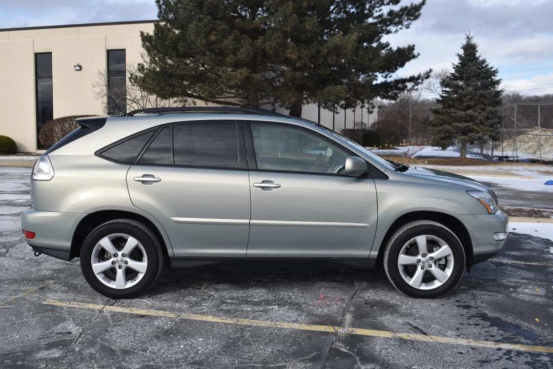 2009 Lexus RX 3rd Gen - Image 15 of 31