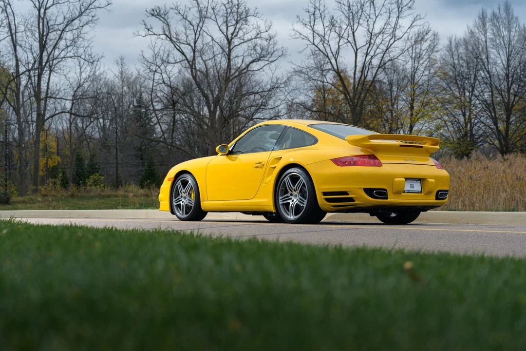 2009 Porsche 997 Turbo - Image 13 of 31