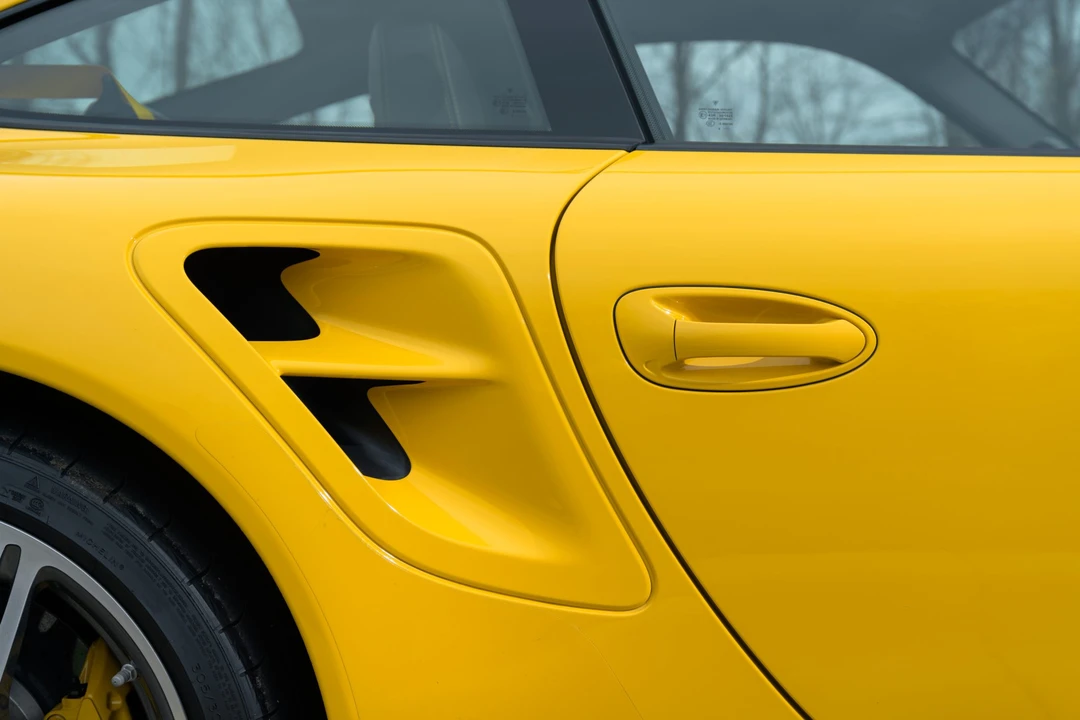 2009 Porsche 997 Turbo - Image 30 of 31