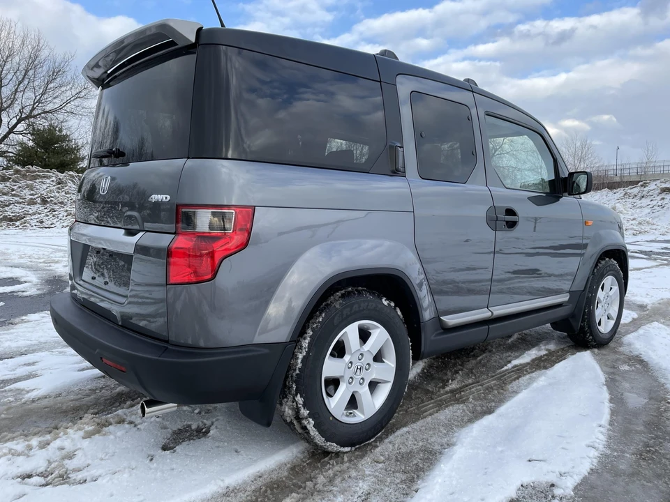 2010 Honda Element - Image 12 of 31