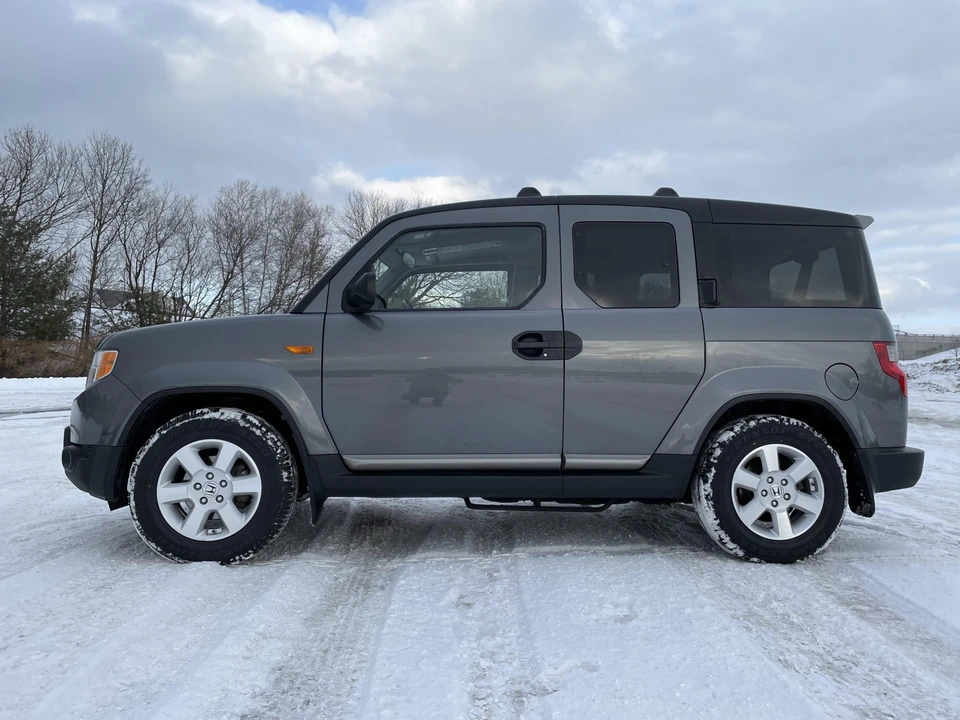 2010 Honda Element - Image 7 of 31