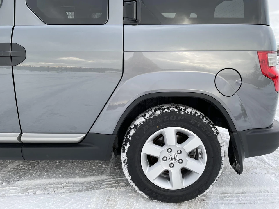 2010 Honda Element - Image 24 of 31
