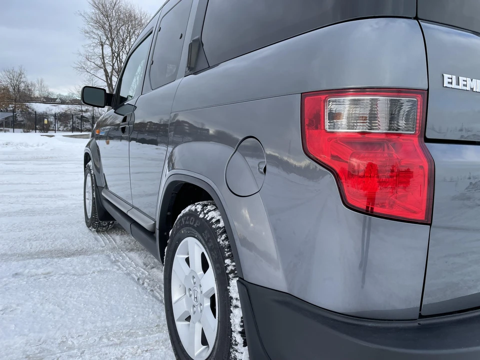 2010 Honda Element - Image 25 of 31
