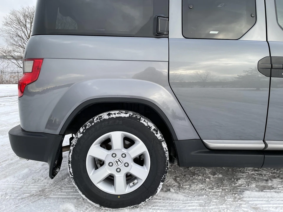 2010 Honda Element - Image 29 of 31