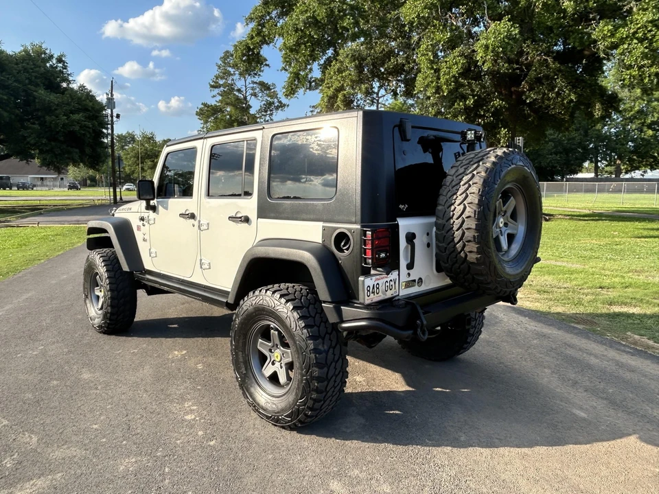 2010 Jeep JK Wrangler - Image 16 of 31