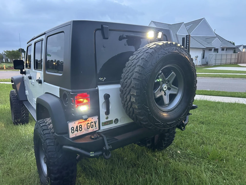 2010 Jeep JK Wrangler - Image 24 of 31